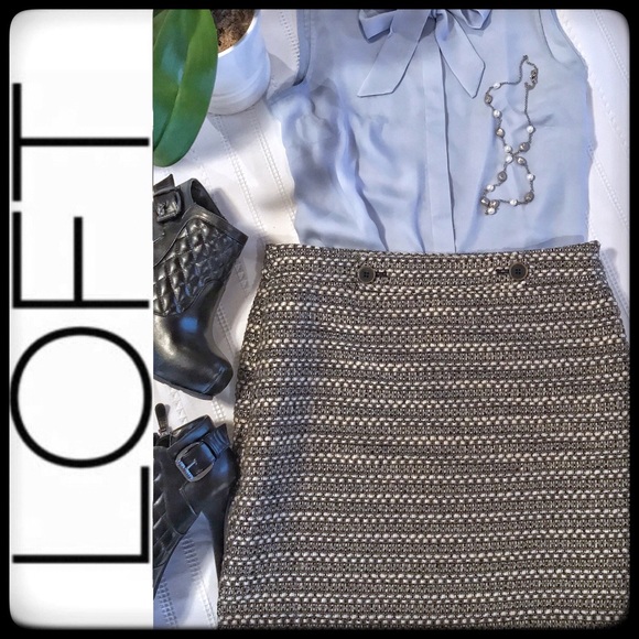 LOFT Dresses & Skirts - LOFT WOOL-BLEND BOUCLE TWEED MINI PENCIL SKIRT
